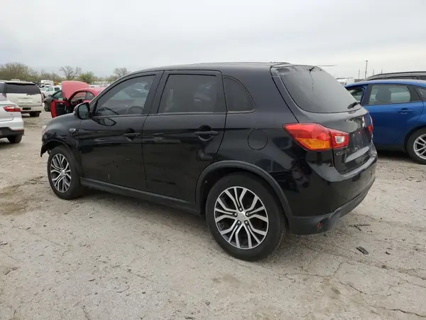 JA4AP3AU1HZ056856 2017 MITSUBISHI OUTLANDER - Image 2
