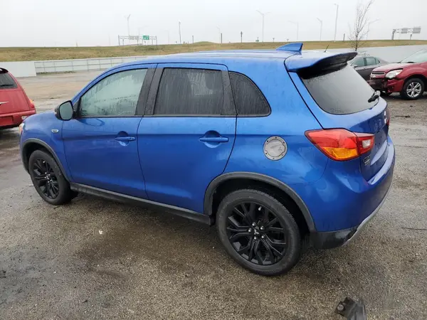 JA4AP3AU1HZ057151 2017 MITSUBISHI OUTLANDER - Image 2