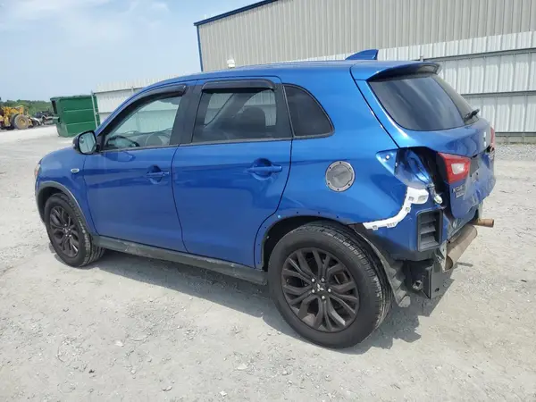 JA4AP3AU1HZ063175 2017 MITSUBISHI OUTLANDER - Image 2
