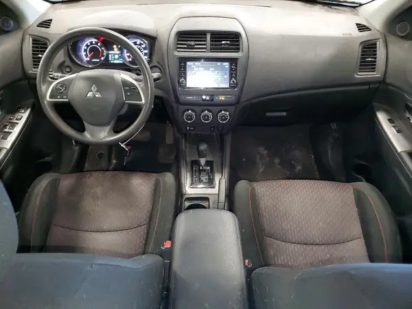 JA4AP3AU1JU002489 2018 MITSUBISHI OUTLANDER - Image 8