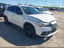 JA4AP3AU1JU012147 2018 MITSUBISHI OUTLANDER