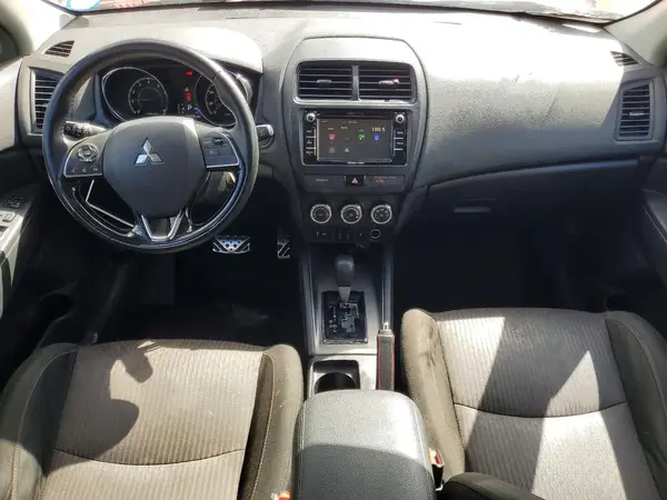 JA4AP3AU1JU015498 2018 MITSUBISHI OUTLANDER - Image 8