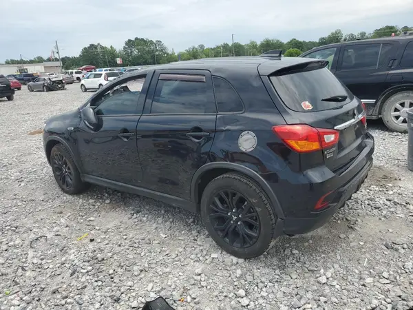 JA4AP3AU1JU015727 2018 MITSUBISHI OUTLANDER - Image 2