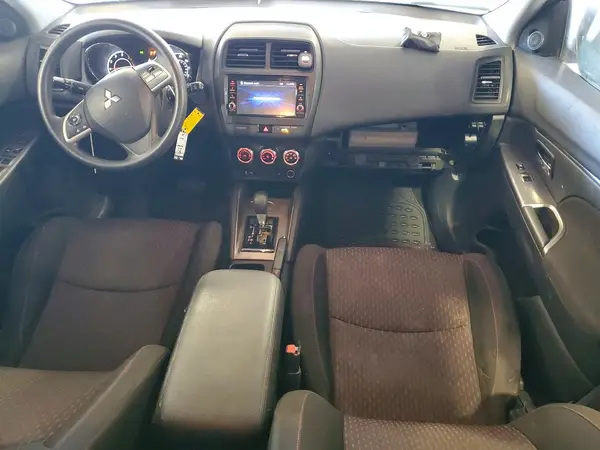 JA4AP3AU1JU016957 2018 MITSUBISHI OUTLANDER - Image 8