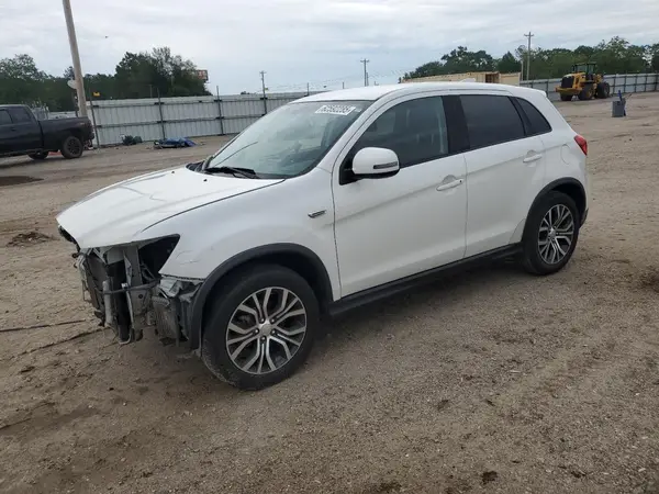 JA4AP3AU1JU022354 2018 MITSUBISHI OUTLANDER - Image 1