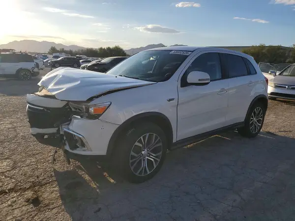 JA4AP3AU1JZ003578 2018 MITSUBISHI OUTLANDER - Image 1