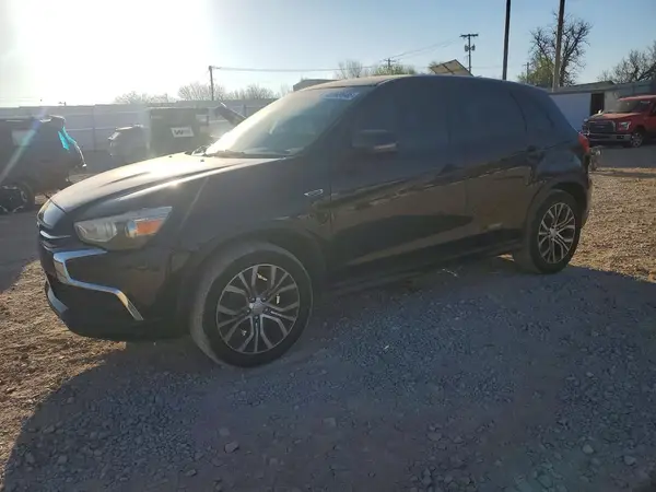 JA4AP3AU1JZ008604 2018 MITSUBISHI OUTLANDER - Image 1