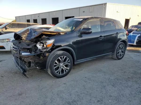 JA4AP3AU1JZ017626 2018 MITSUBISHI OUTLANDER - Image 1
