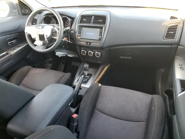 JA4AP3AU1JZ017626 2018 MITSUBISHI OUTLANDER - Image 8