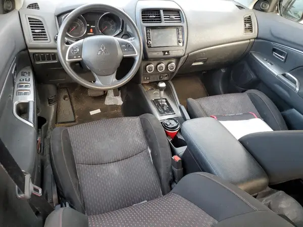 JA4AP3AU1KU002722 2019 MITSUBISHI OUTLANDER - Image 8