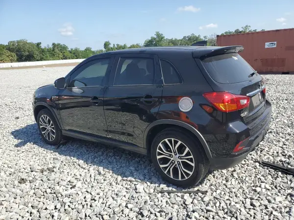 JA4AP3AU1KU010108 2019 MITSUBISHI OUTLANDER - Image 2