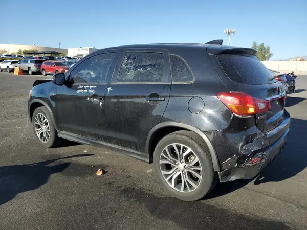 JA4AP3AU1KU017849 2019 MITSUBISHI OUTLANDER - Image 2