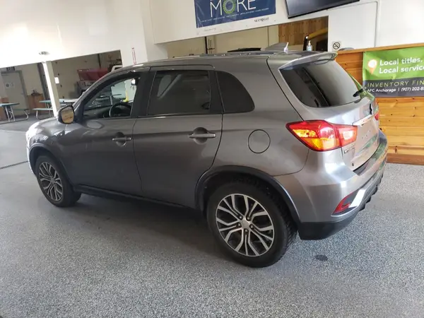 JA4AP3AU1KU017981 2019 MITSUBISHI OUTLANDER - Image 2