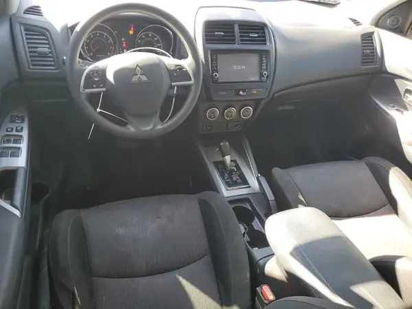JA4AP3AU1KU020928 2019 MITSUBISHI OUTLANDER - Image 8