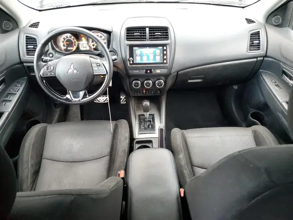 JA4AP3AU1KU021805 2019 MITSUBISHI OUTLANDER - Image 8