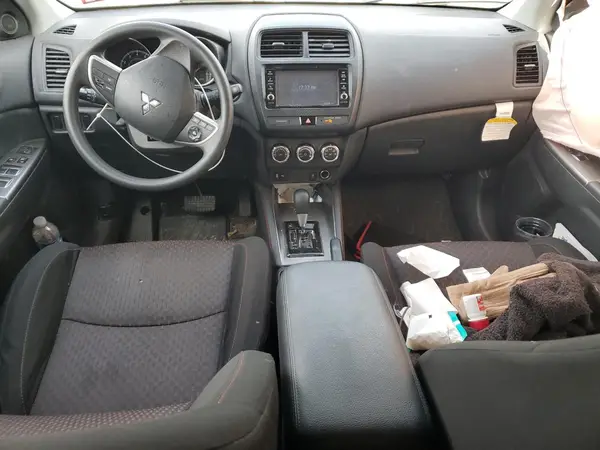 JA4AP3AU1KU023389 2019 MITSUBISHI OUTLANDER - Image 8