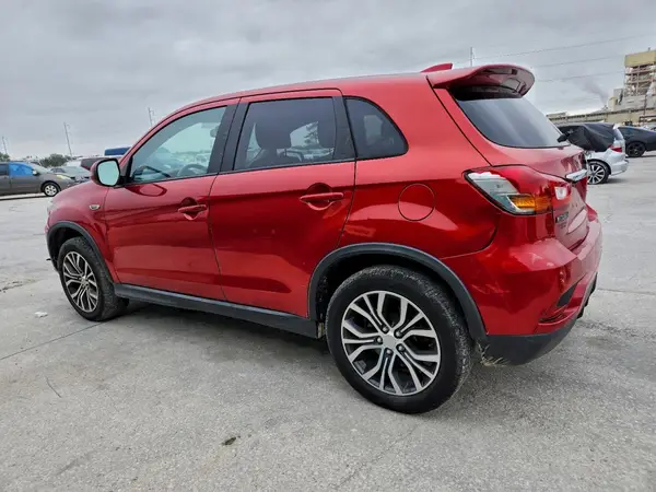 JA4AP3AU1KU024090 2019 MITSUBISHI OUTLANDER - Image 2