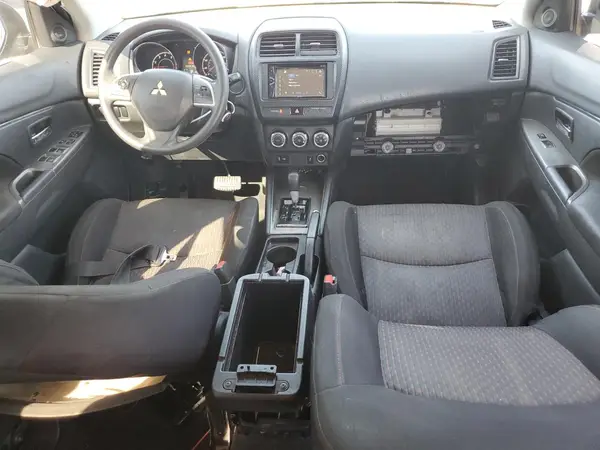 JA4AP3AU1KU026809 2019 MITSUBISHI OUTLANDER - Image 8