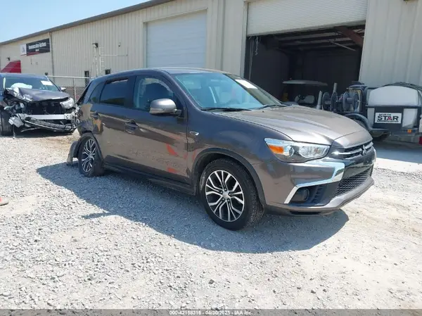 JA4AP3AU1KU028642 2019 MITSUBISHI OUTLANDER - Image 1