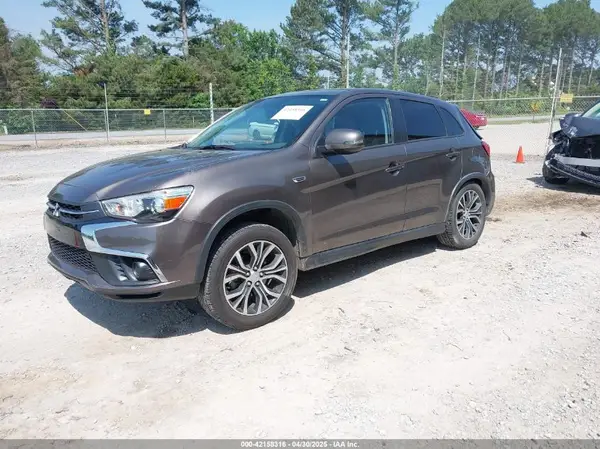 JA4AP3AU1KU028642 2019 MITSUBISHI OUTLANDER - Image 2
