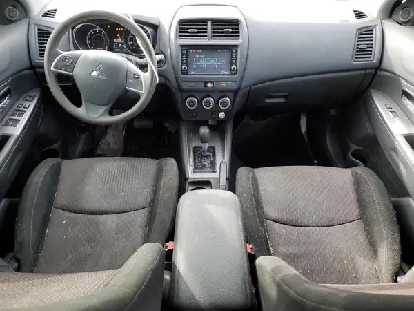JA4AP3AU1KU030729 2019 MITSUBISHI OUTLANDER - Image 8