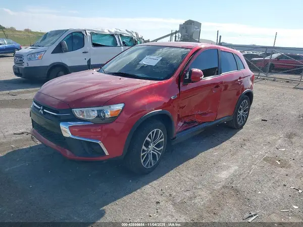JA4AP3AU1KU032125 2019 MITSUBISHI OUTLANDER - Image 2