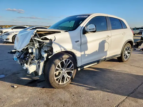 JA4AP3AU1KU032304 2019 MITSUBISHI OUTLANDER - Image 1