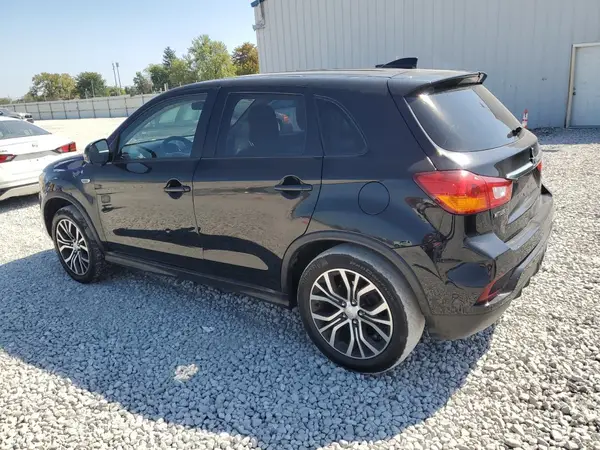 JA4AP3AU1KU033307 2019 MITSUBISHI OUTLANDER - Image 2