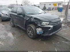 JA4AP3AU1KU033856 2019 MITSUBISHI OUTLANDER