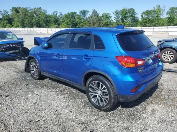 JA4AP3AU1KU034182 2019 MITSUBISHI OUTLANDER - Image 2