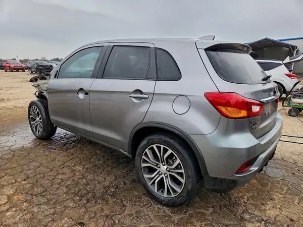 JA4AP3AU1KU034781 2019 MITSUBISHI OUTLANDER - Image 2