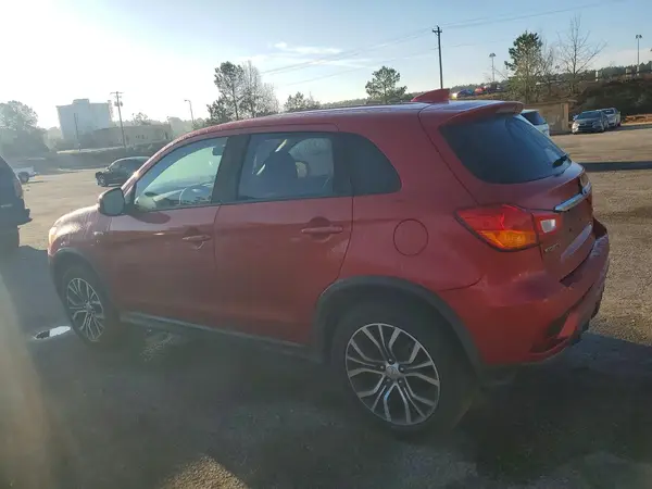 JA4AP3AU1KU035722 2019 MITSUBISHI OUTLANDER - Image 2