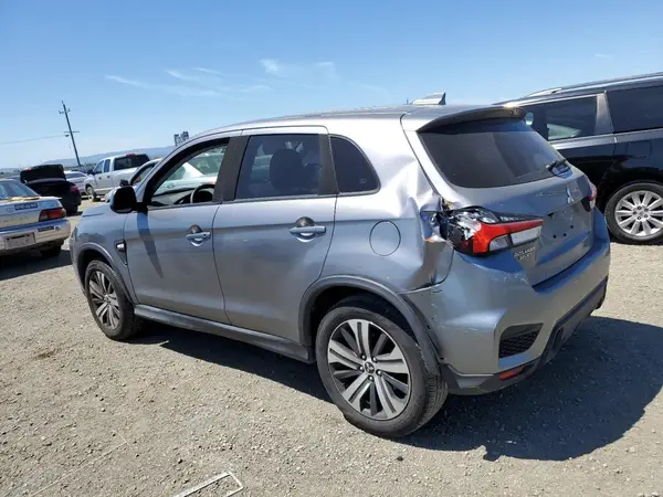 JA4AP3AU1LU010174 2020 MITSUBISHI OUTLANDER - Image 2