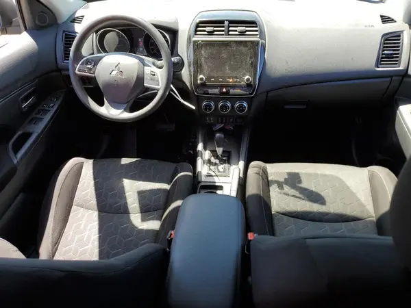 JA4AP3AU1LU010174 2020 MITSUBISHI OUTLANDER - Image 8