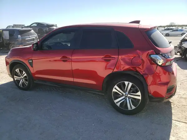 JA4AP3AU1LU011857 2020 MITSUBISHI OUTLANDER - Image 2