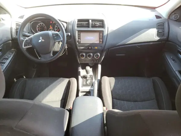 JA4AP3AU1LU011857 2020 MITSUBISHI OUTLANDER - Image 8