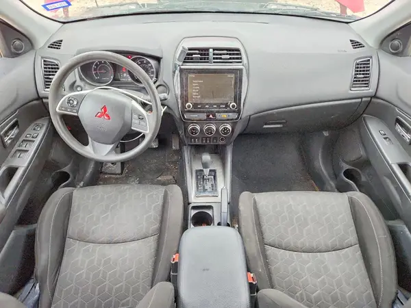 JA4AP3AU1LU014967 2020 MITSUBISHI OUTLANDER - Image 8
