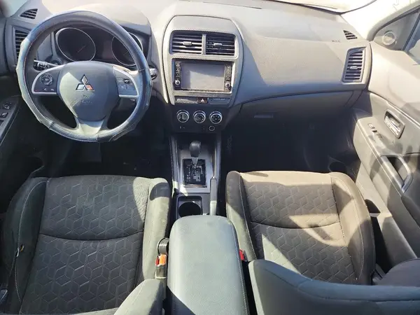 JA4AP3AU1LU016105 2020 MITSUBISHI OUTLANDER - Image 8