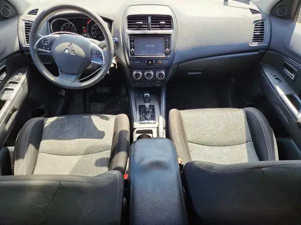 JA4AP3AU1LU016525 2020 MITSUBISHI OUTLANDER - Image 8