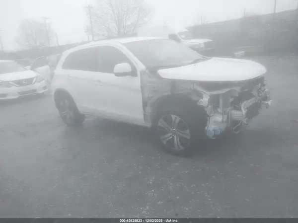 JA4AP3AU1LU017920 2020 MITSUBISHI OUTLANDER - Image 1