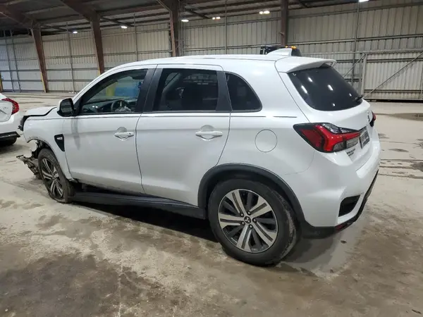 JA4AP3AU1LU030523 2020 MITSUBISHI OUTLANDER - Image 2