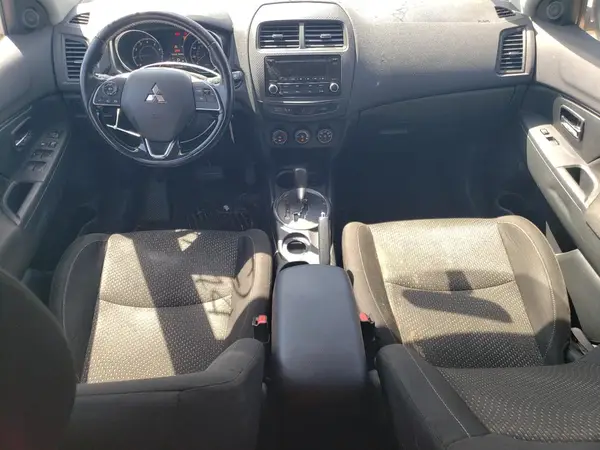 JA4AP3AU2GZ025999 2016 MITSUBISHI OUTLANDER - Image 8