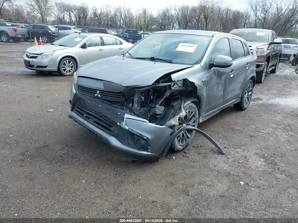 JA4AP3AU2GZ026795 2016 MITSUBISHI OUTLANDER - Image 2