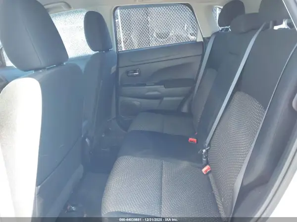 JA4AP3AU2GZ030930 2016 MITSUBISHI OUTLANDER - Image 8