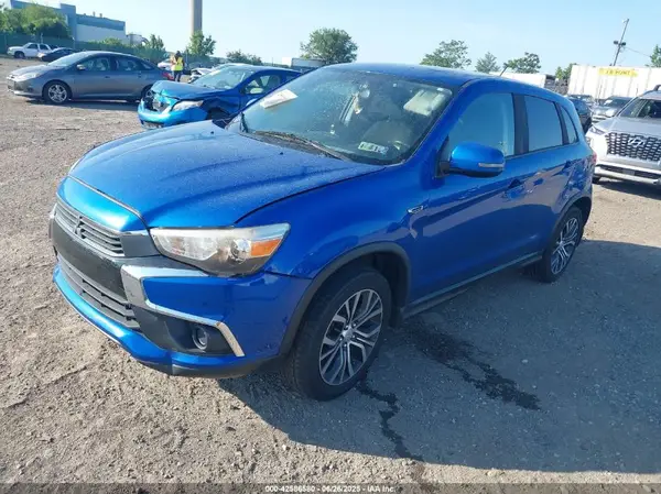 JA4AP3AU2GZ042902 2016 MITSUBISHI OUTLANDER - Image 2