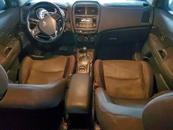 JA4AP3AU2GZ048585 2016 MITSUBISHI OUTLANDER - Image 8