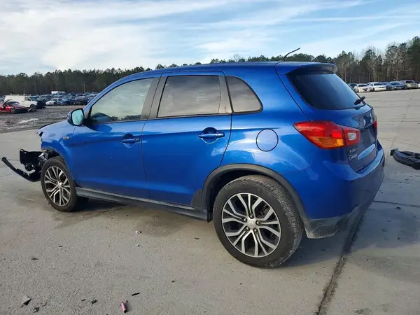 JA4AP3AU2GZ061112 2016 MITSUBISHI OUTLANDER - Image 2
