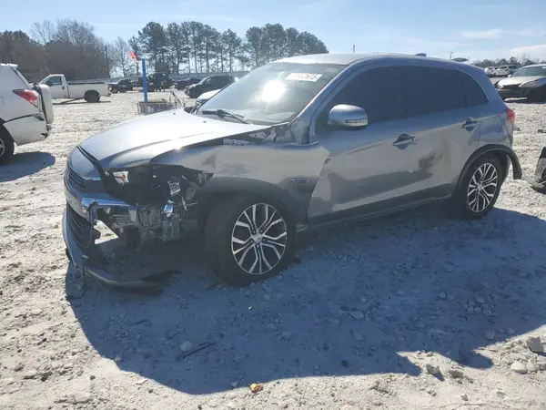 JA4AP3AU2HZ002000 2017 MITSUBISHI OUTLANDER - Image 1