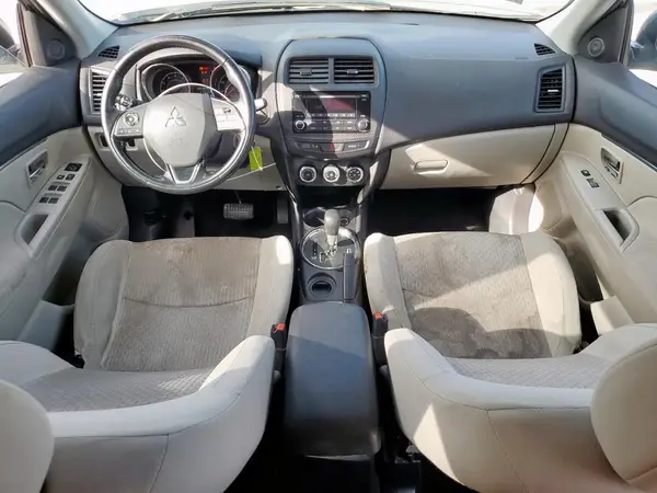 JA4AP3AU2HZ008072 2017 MITSUBISHI OUTLANDER - Image 8