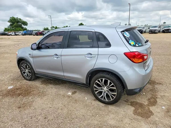 JA4AP3AU2HZ041914 2017 MITSUBISHI OUTLANDER - Image 2